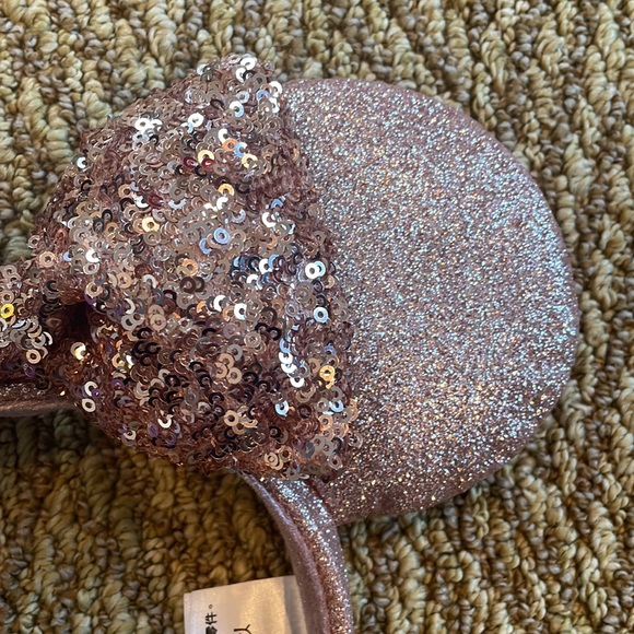 Minnie Mouse Ears rose gold sequin - Picture 3 of 3